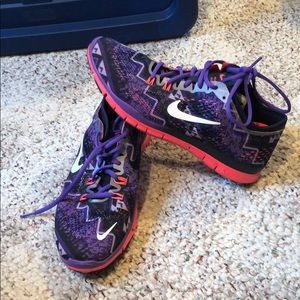 Like new Nike free TR fit 4 custom shoes size 8.5
